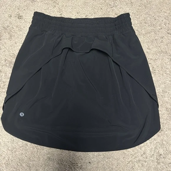 Lululemon Black Skirt Size 8 - Picture 3 of 6